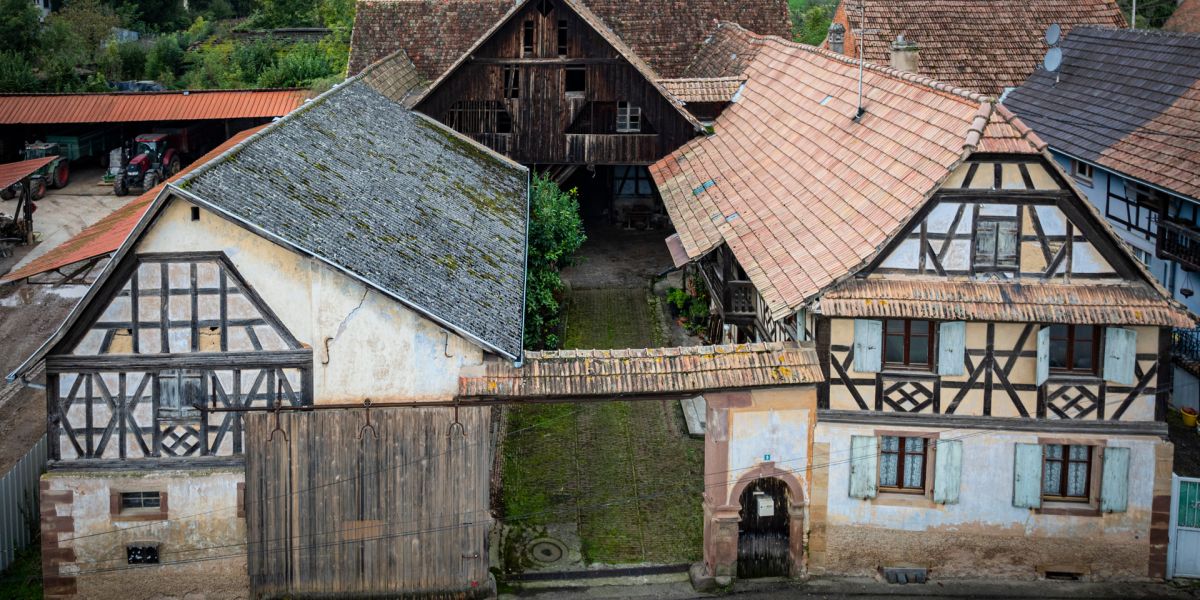 Corps de ferme alsacien de 1836 écolieu intergénérationnel en devenir